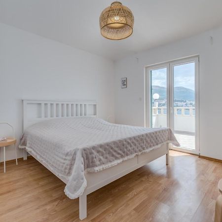Beachfront Apartments 斯普利特 外观 照片